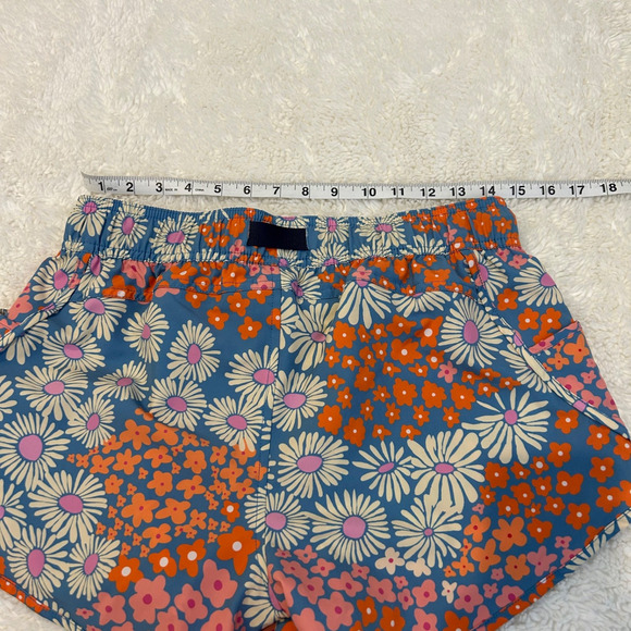 Nani Women's Active Shorts Sz Small Multicolor Adjustable Belt 3" Stretch Swim - Picture 4 of 6